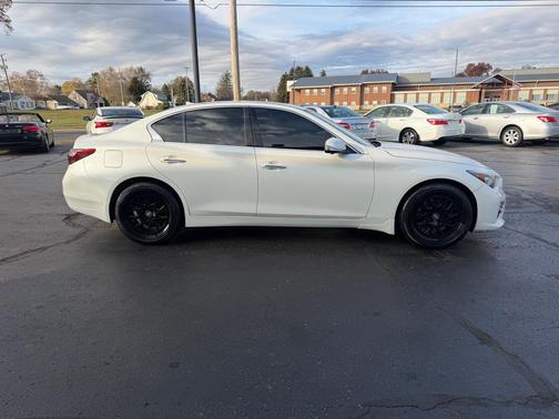 2016 INFINITI Q50 3.0T Premium