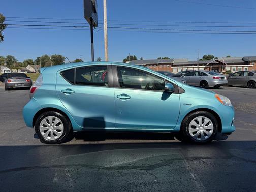 2013 Toyota Prius c One