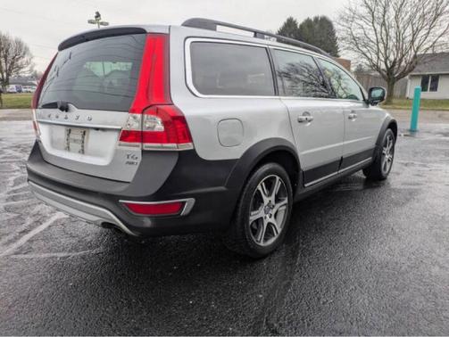 2015 Volvo XC70 T6