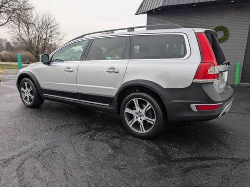 2015 Volvo XC70 T6