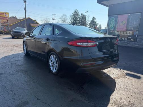 2019 Ford Fusion SE