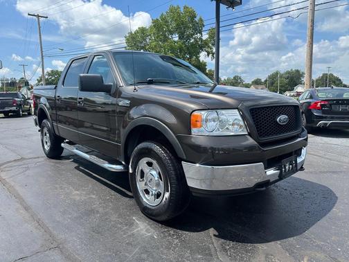 2005 Ford F-150 XLT SuperCrew