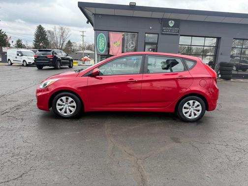 2017 Hyundai Accent SE