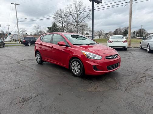 2017 Hyundai Accent SE