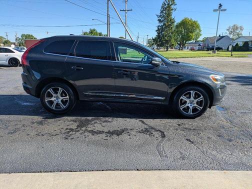GREY 2015 Volvo XC60 T6 Platinum