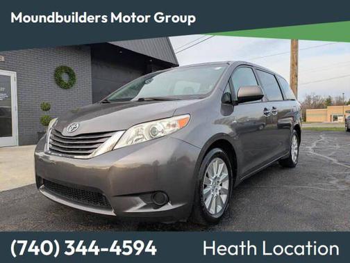 2016 Toyota Sienna LE