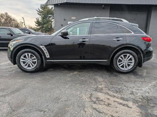 2009 INFINITI FX35 Base