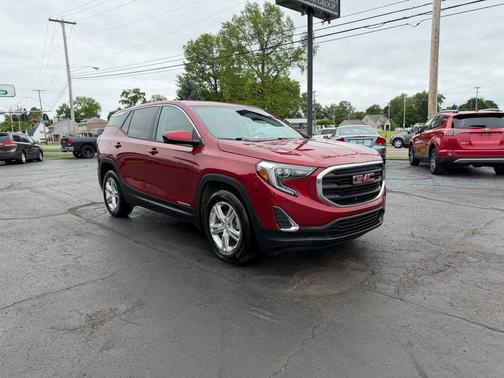 RED 2018 GMC Terrain SLE