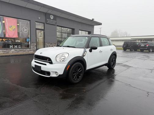 2015 MINI Countryman Cooper S