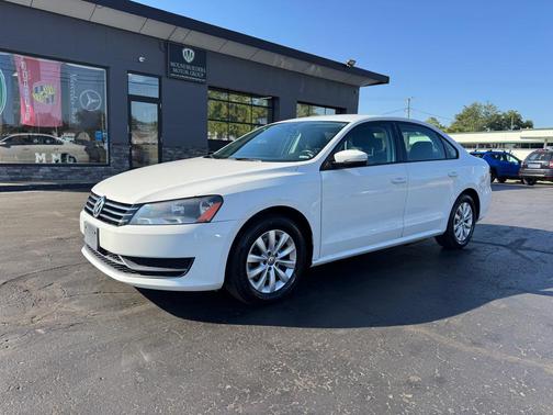 2015 Volkswagen Passat 1.8T S