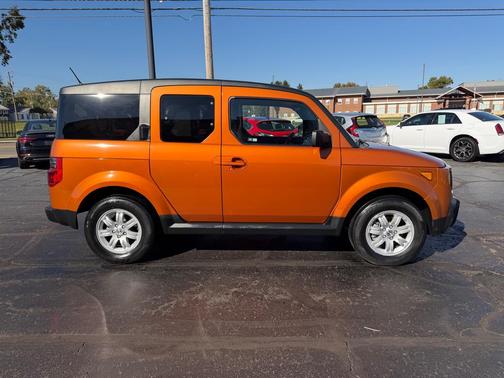 ORANGE 2007 Honda Element EX