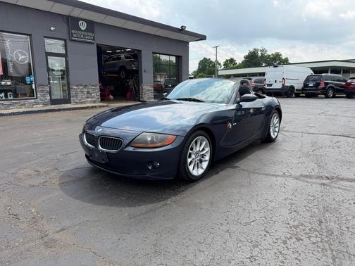 BLUE 2004 BMW Z4 2.5i Roadster