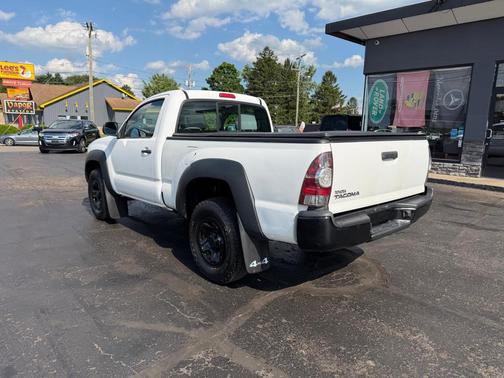 WHITE 2011 Toyota Tacoma Base