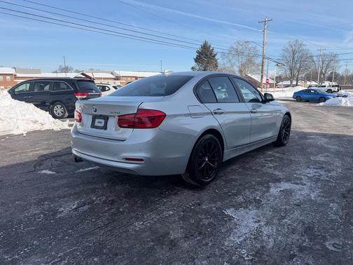 2017 BMW 320 i