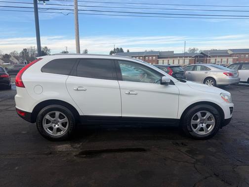 2011 Volvo XC60 3.2