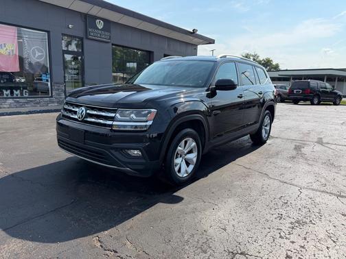 BLACK 2018 Volkswagen Atlas 3.6L SE