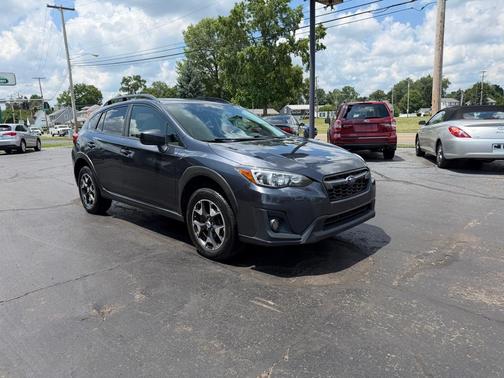 GREY 2018 Subaru Crosstrek 2.0i Premium