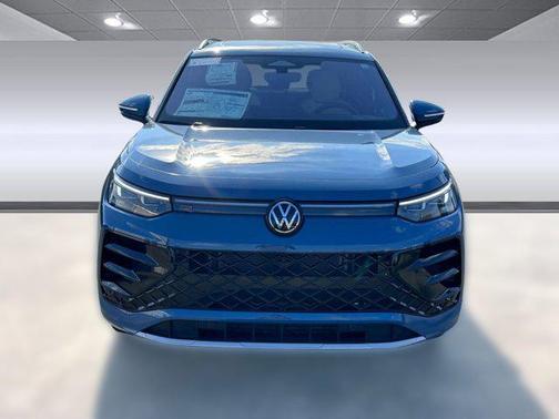 2026 Volkswagen Tiguan 2.0T SEL R-Line 4MOTION