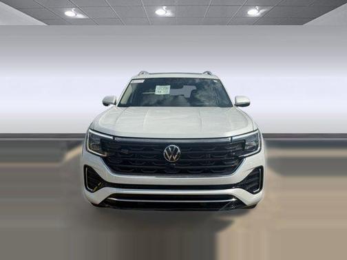 White 2026 Volkswagen Atlas 2.0T SEL Premium R-Line 4MOTION