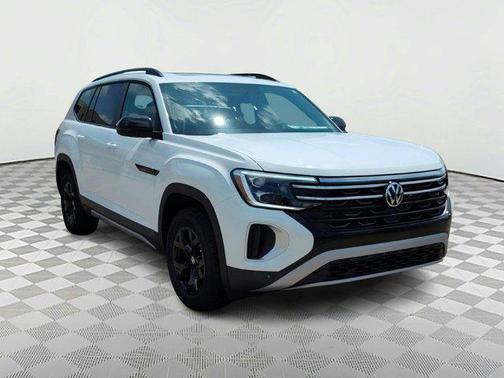 2025 Volkswagen Atlas 2.0T Peak Edition
