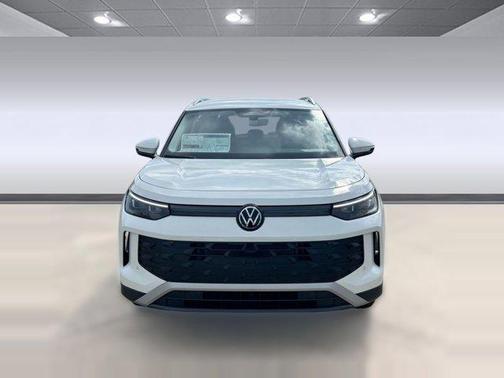 Pure White exterior 2026 Volkswagen Tiguan 2.0T S