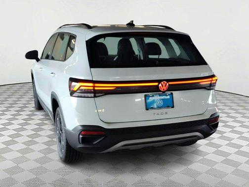 2025 Volkswagen Taos 1.5T S