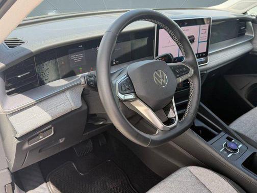 Pure White exterior 2025 Volkswagen Tiguan 2.0T S