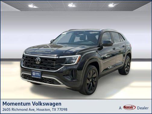 Deep Black Pearl 2026 Volkswagen Atlas Cross Sport 2.0T SE w/Technology