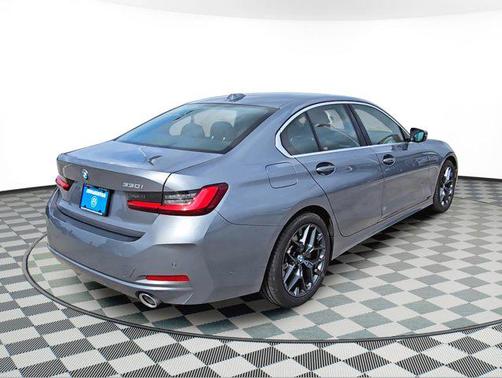 2025 BMW 330 i