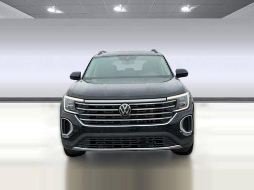 deep black pearl 2026 Volkswagen Atlas 2.0T SE w/Technology