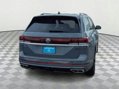 2025 Volkswagen Atlas 2.0T SEL Premium R-Line 4MOTION