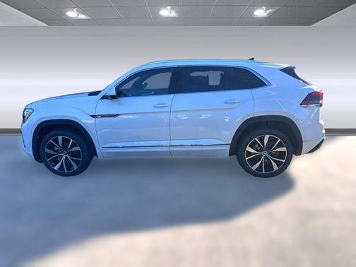 2026 Volkswagen Atlas Cross Sport 2.0T SEL Premium