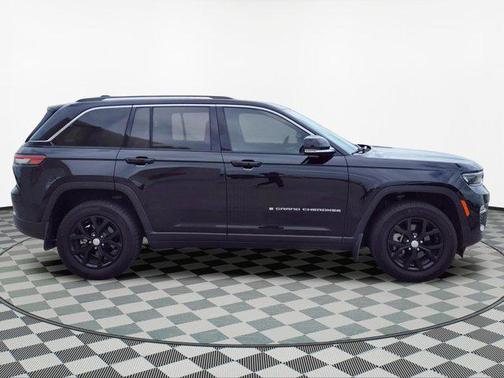 2024 Jeep Grand Cherokee Limited X