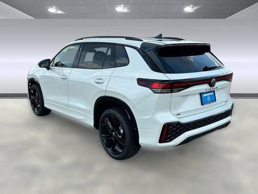 2025 Volkswagen Tiguan 2.0T SE R-Line Black 4MOTION