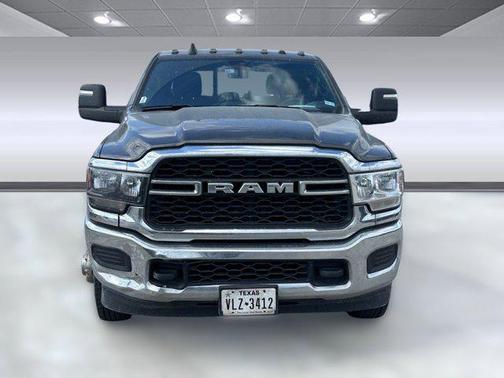 2024 RAM 3500 Tradesman Crew Cab 4x4 8' Box