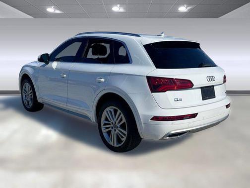 2019 Audi Q5 2.0T Premium Plus