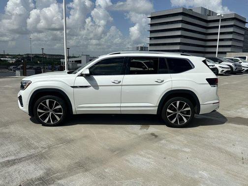 2024 Volkswagen Atlas 2.0T SEL Premium R-Line 4MOTION