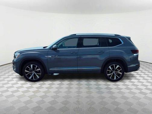2025 Volkswagen Atlas 2.0T SEL Premium R-Line 4MOTION