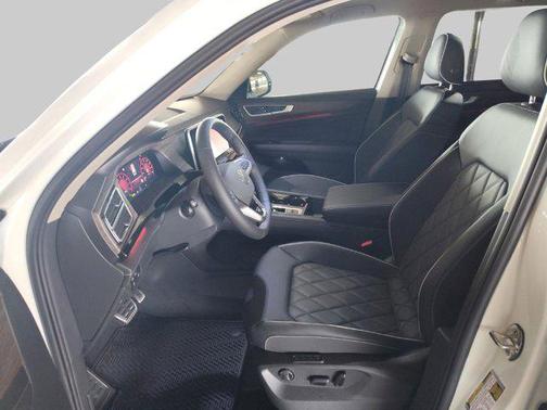 2025 Volkswagen Atlas 2.0T SEL Premium R-Line 4MOTION
