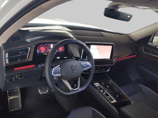 2025 Volkswagen Atlas 2.0T SEL Premium R-Line 4MOTION