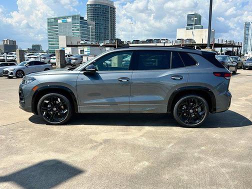 2025 Volkswagen Tiguan 2.0T SE R-Line Black