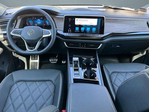 2026 Volkswagen Atlas 2.0T SEL Premium R-Line 4MOTION
