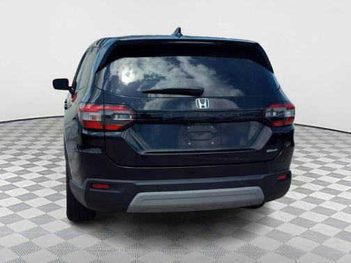 2023 Honda Pilot 2WD EX-L 7 Passenger