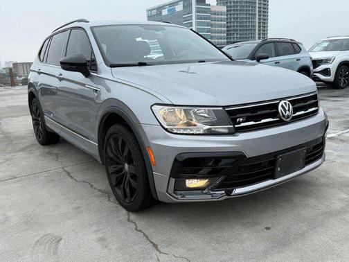 2021 Volkswagen Tiguan 2.0T SE R-Line Black