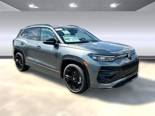 2025 Volkswagen Tiguan 2.0T SE R-Line Black