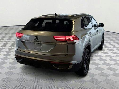 2022 Volkswagen Atlas Cross Sport 3.6L V6 SE w/Technology