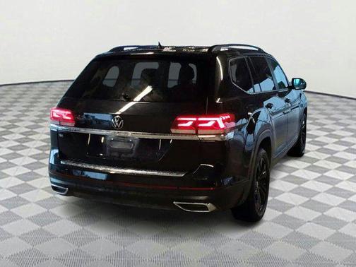 2022 Volkswagen Atlas 2.0T SE w/Technology