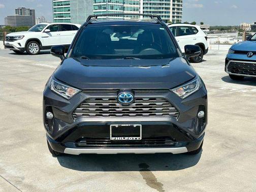 2019 Toyota RAV4 Hybrid SE