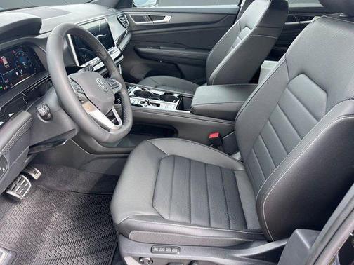 2026 Volkswagen Atlas Cross Sport 2.0T SEL