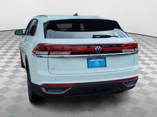 2025 Volkswagen Atlas Cross Sport 2.0T SE w/Technology